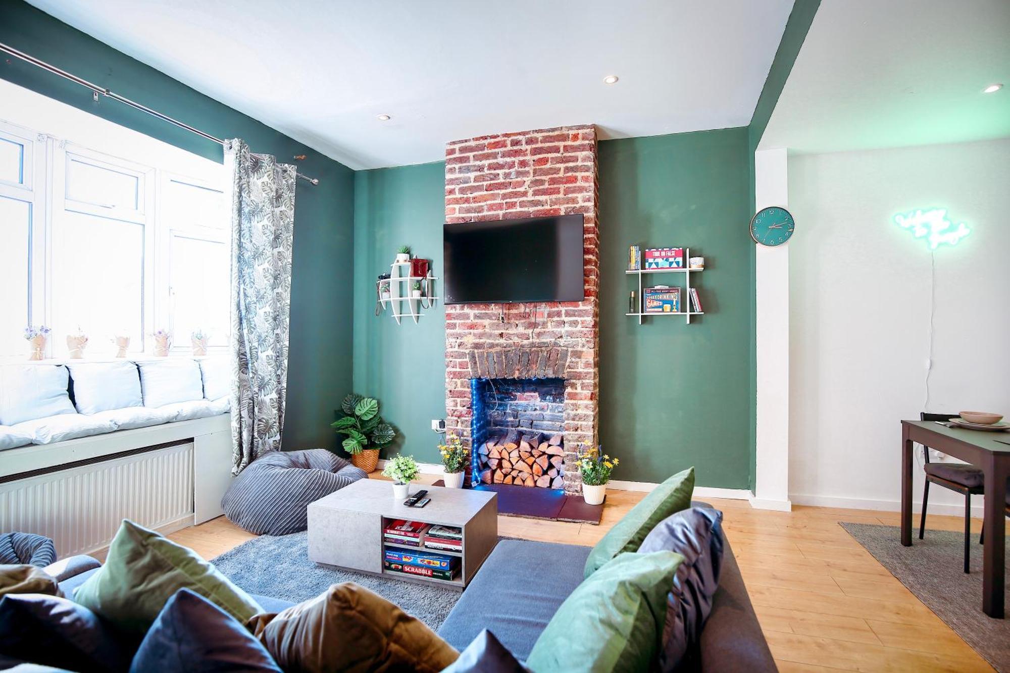 Three Bedroom House By Peacegrove Homes Short Lets & Serviced Accommodation Brighton With Free Wifi & Pet Friendly Exterior foto